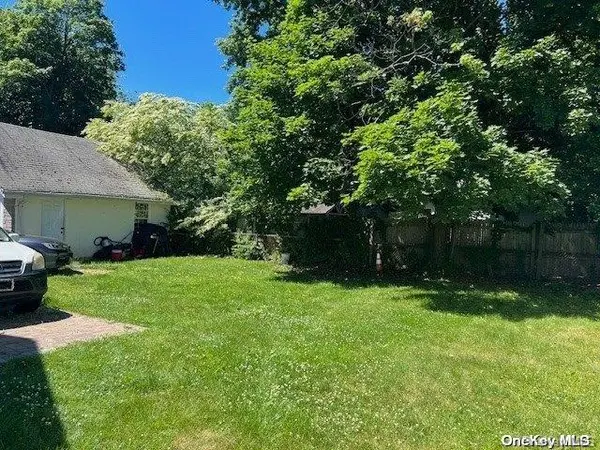1420 Grand AVE, North Baldwin, NY 11510
