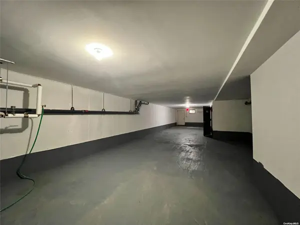 176-18 Jamaica AVE, Jamaica, NY 11432
