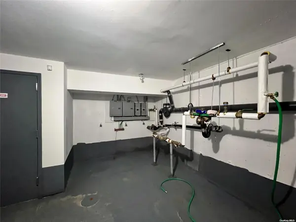 176-18 Jamaica AVE, Jamaica, NY 11432