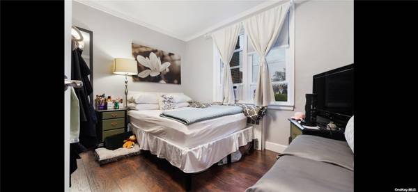 494 S Ocean Ave #1H, Freeport, NY 11520