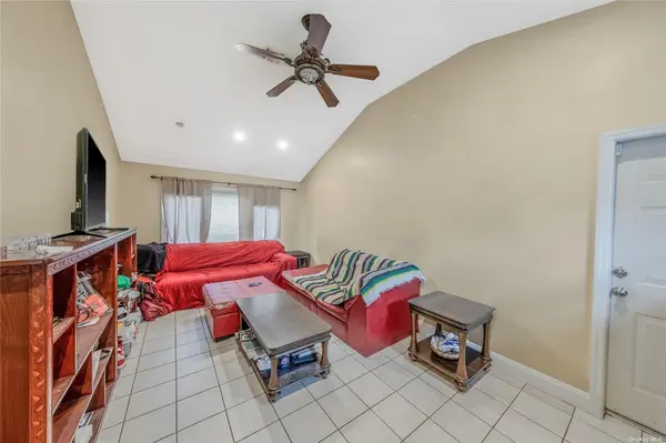 263 N Park DR, Massapequa, NY 11758