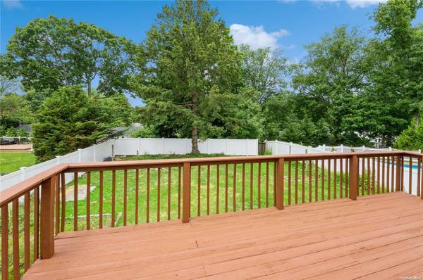 30 Carlow ST, Huntington, NY 11743