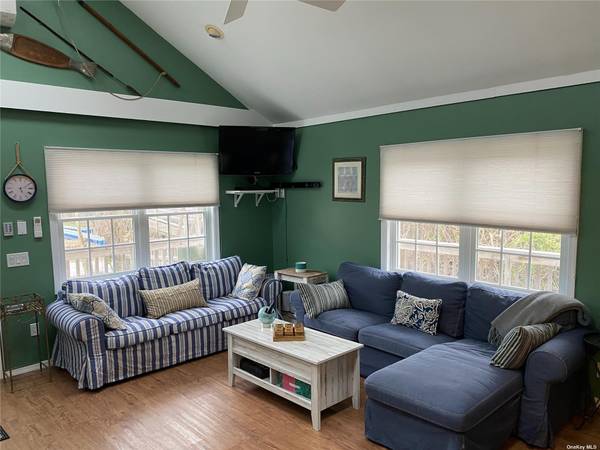 182 Cottage WALK, Ocean Beach, NY 11770