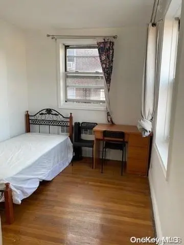 63-45 Saunders ST #5G, Rego Park, NY 11374