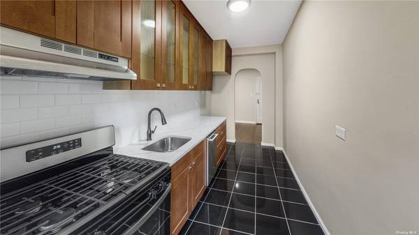 35-38 75th Street #4C, Jackson Heights, NY 11372