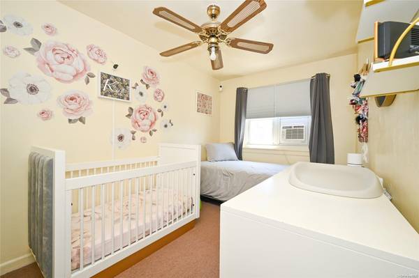 152-38 Jewel #2L, Flushing, NY 11367