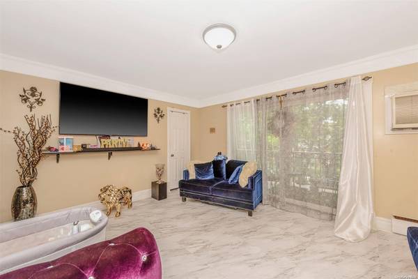 8008 Avenue J, Brooklyn, NY 11236