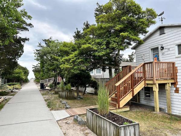 63 Bungalow WALK, Ocean Beach, NY 11770