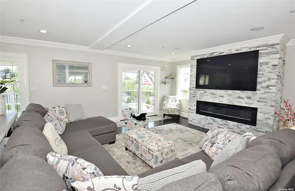 46 E Fulton ST, Long Beach, NY 11561