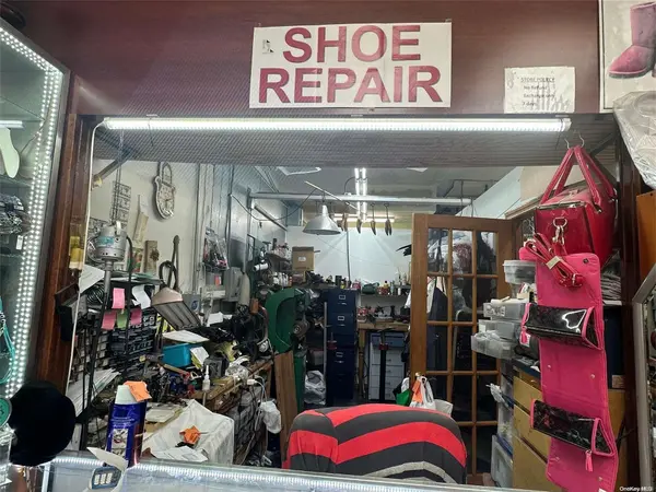 147-07 Union Turnpike, Kew Garden Hills, NY 11367