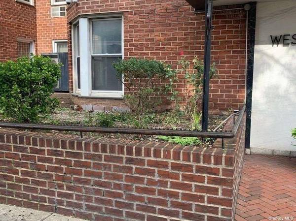 89-15 Parsons Blvd #11G, Jamaica, NY 11432