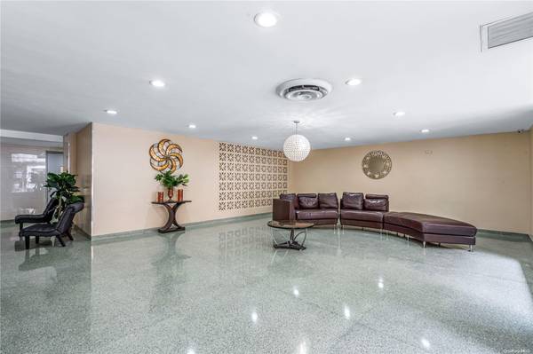 99-11 60th Avenue #3J, Corona, NY 11368