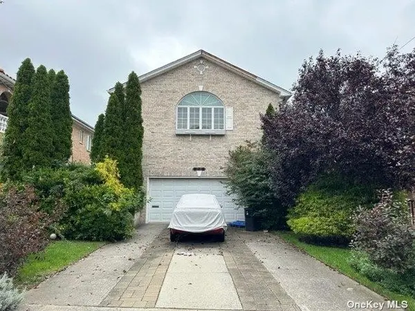 150-123 Powells Cove BLVD, Whitestone, NY 11357