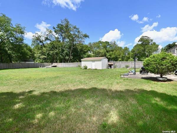 1150 Connetquot AVE, Central Islip, NY 11722