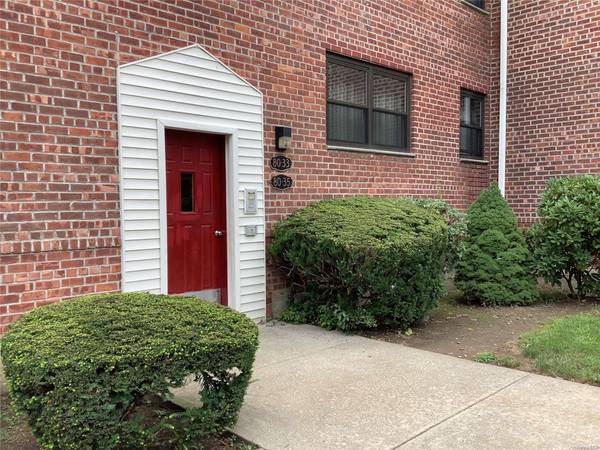 80-35 Shore Parkway #274, Howard Beach, NY 11414