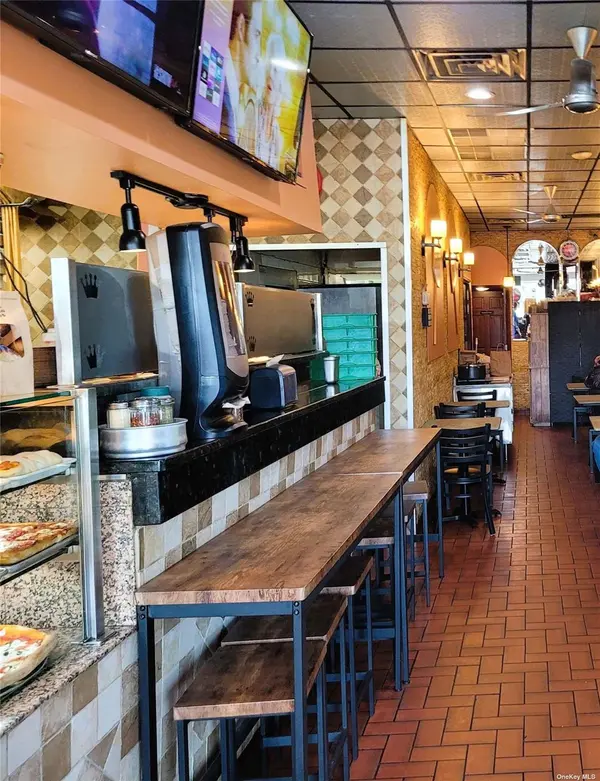 721 Franklin AVE #D,E, Franklin Square, NY 11010