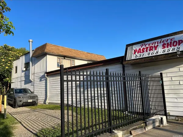 457 Hawkins AVE, Ronkonkoma, NY 11779