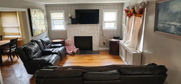 182 Long Beach RD, Hempstead, NY 11550