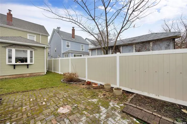 224-30 Edmore AVE, Queens Village, NY 11428