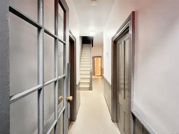 127 N 4th ST, Brooklyn, NY 11249