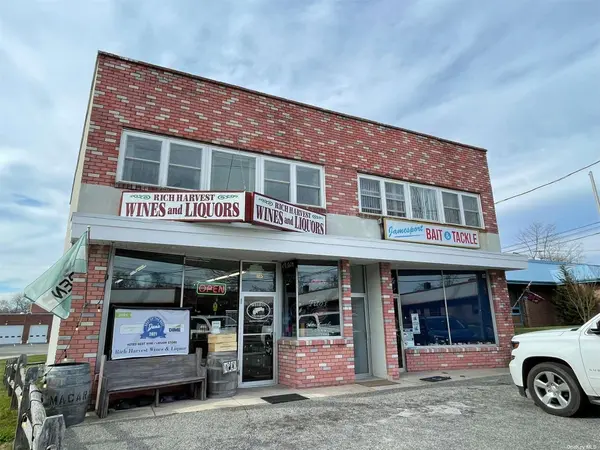 13355 Main #2West RD, Mattituck, NY 11952