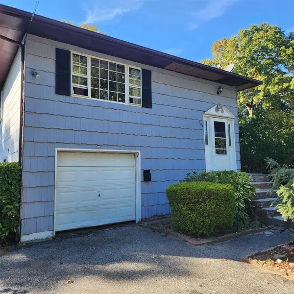 104 Frederick AVE, Babylon, NY 11702