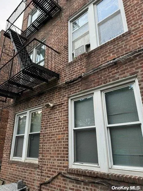 10-45 115th ST, College Point, NY 11356