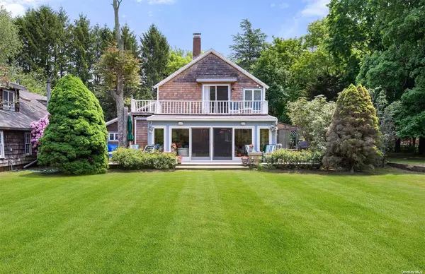 61 Lower 7 Ponds RD, Water Mill, NY 11976