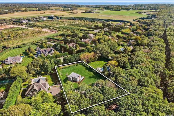 700 Edge Of Woods RD, Water Mill, NY 11976