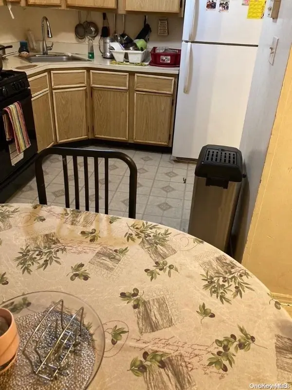 37-55 88th ST, Jackson Heights, NY 11372