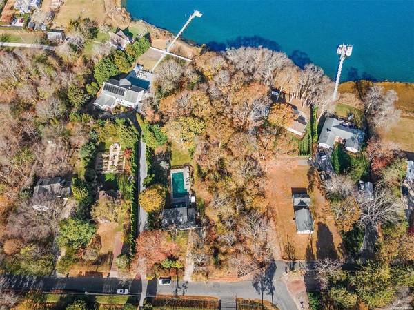 Dock Dow RD, East Moriches, NY 11940
