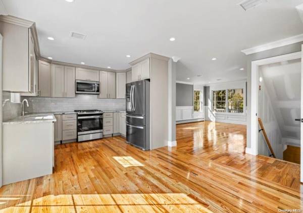 299 E Clinton AVE, Roosevelt, NY 11575
