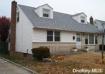 Address not disclosed, Valley Stream, NY 11580