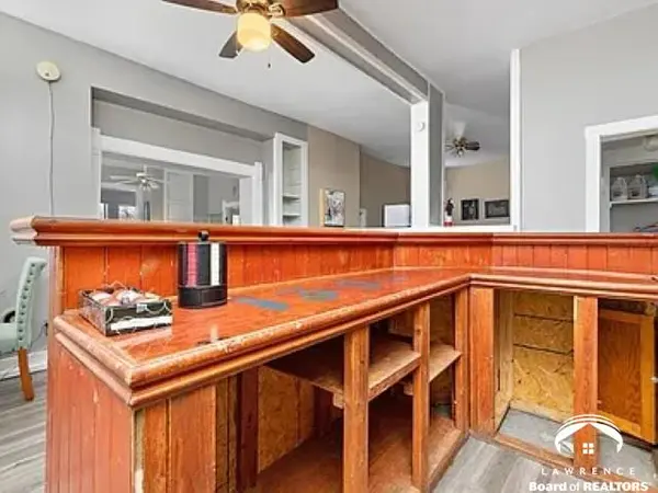 1304 Massachusetts ST, Lawrence, KS 66044