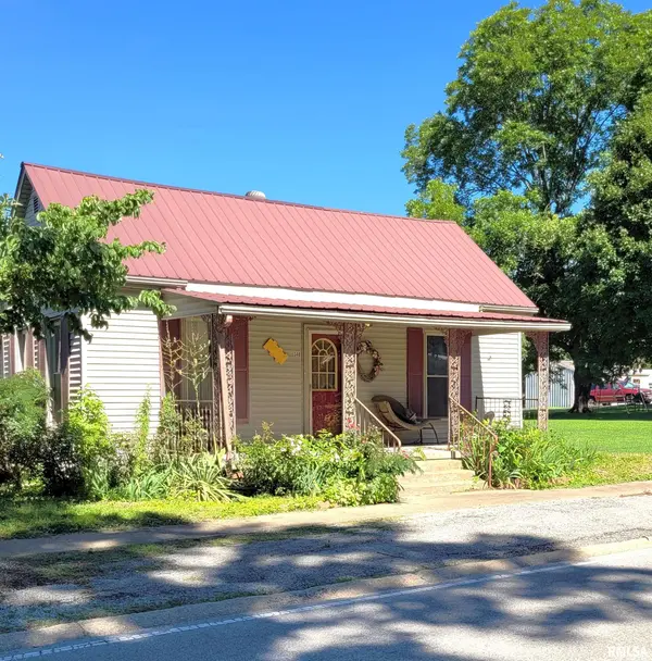 340 N CANAL ST, Cave In Rock, IL 62919