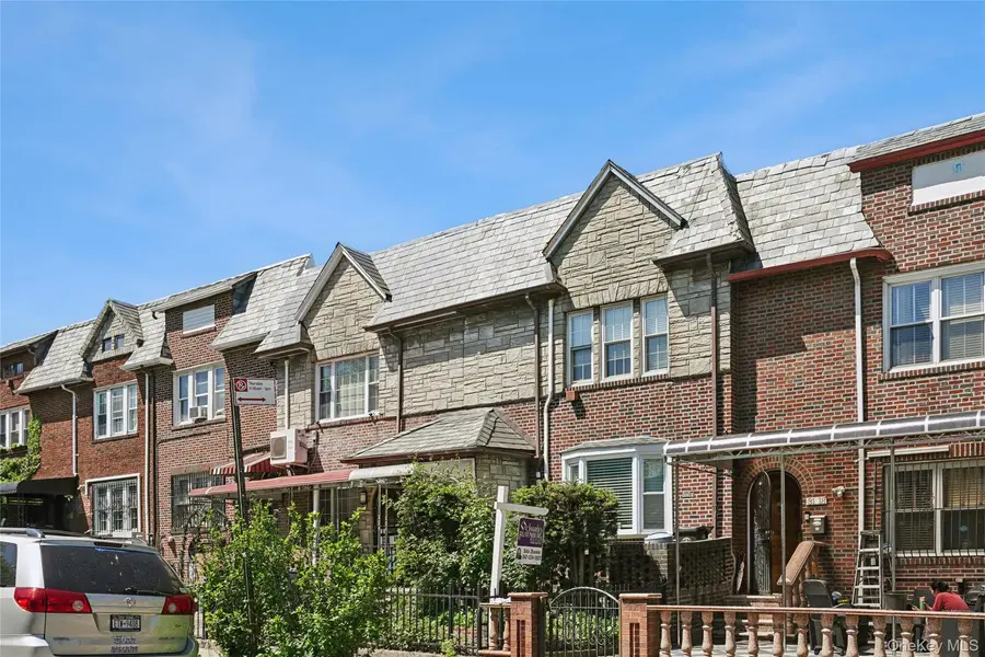 3120 78th ST, East Elmhurst, NY 11370