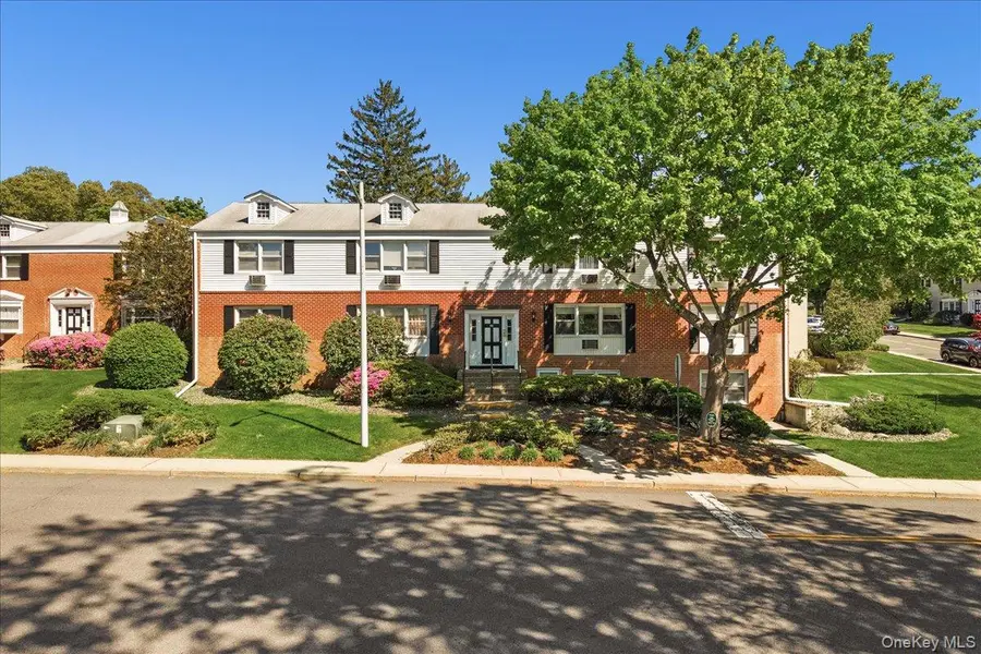 20 Bon Aire CIR #605, Suffern, NY 10901