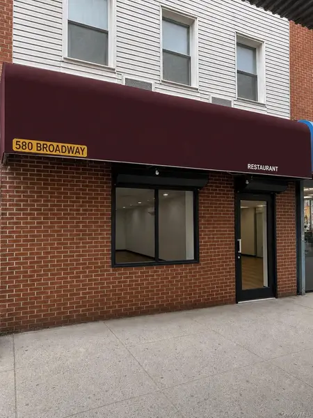 580 Broadway, Brooklyn, NY 11206