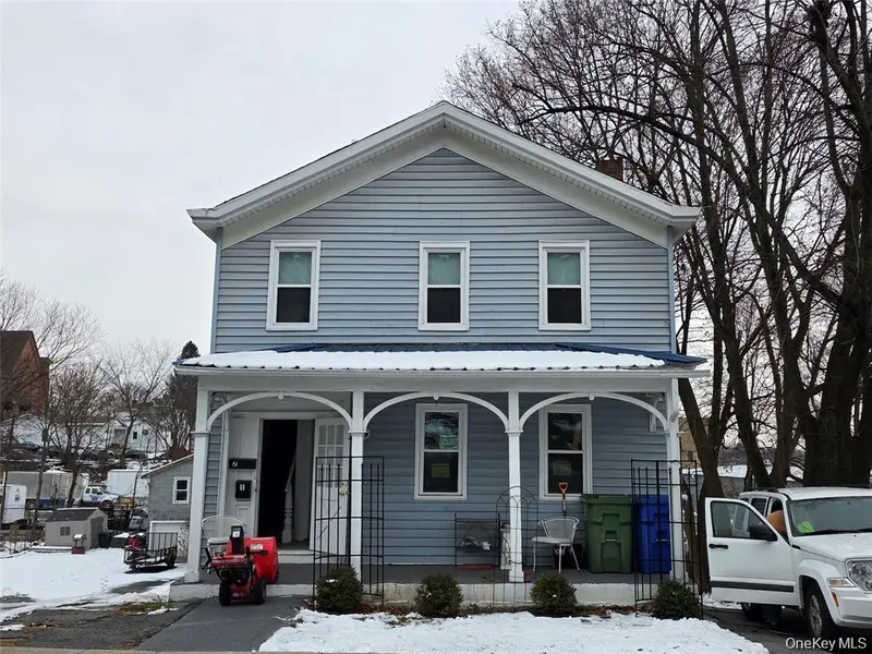 25 Mill ST, Middletown, NY 10940