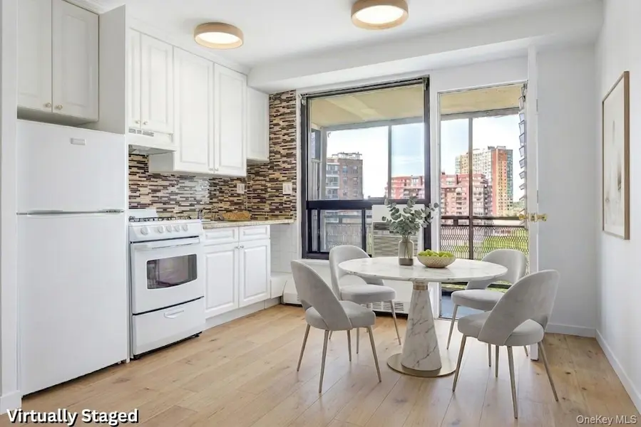 61-35 98th ST #14A, Rego Park, NY 11374
