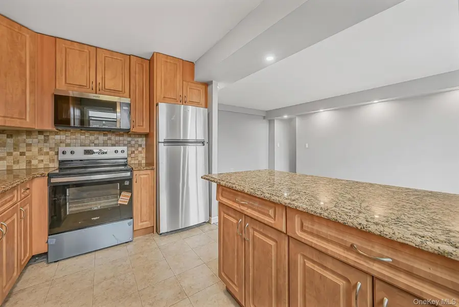 160 72nd ST #758, Brooklyn, NY 11209