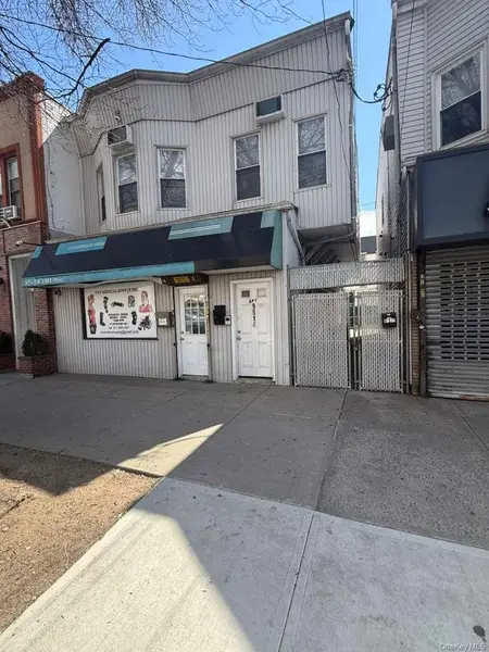 9514 101st AVE, Ozone Park, NY 11416