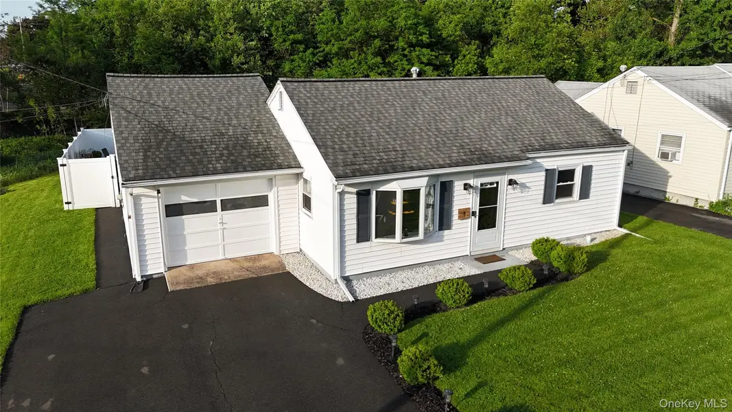 9 Maple AVE, Garnerville, NY 10923
