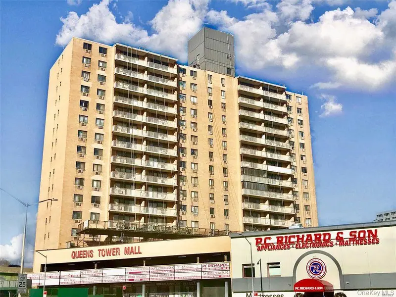 92-29 Queens BLVD #1E, Rego Park, NY 11374