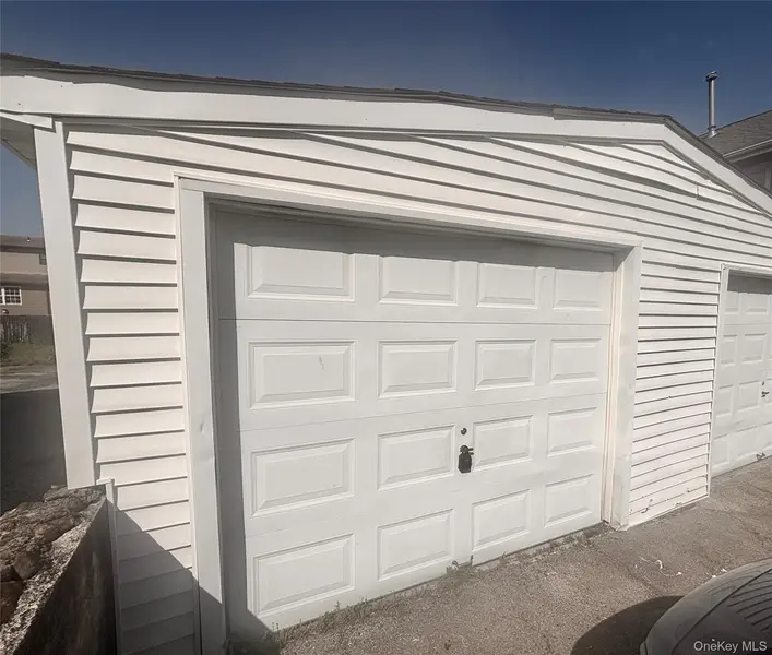 28 Davis ST #Garage, Beacon, NY 12508