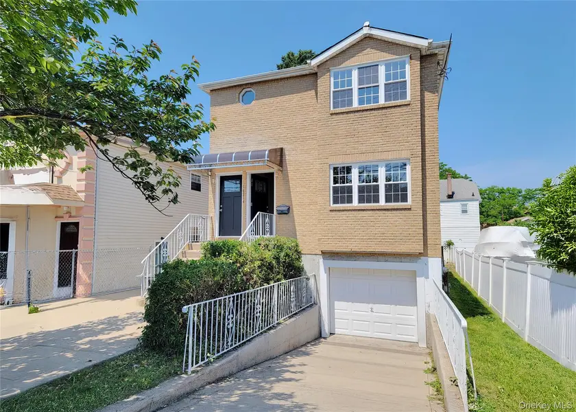 14514 226th ST, Springfield Gardens, NY 11413
