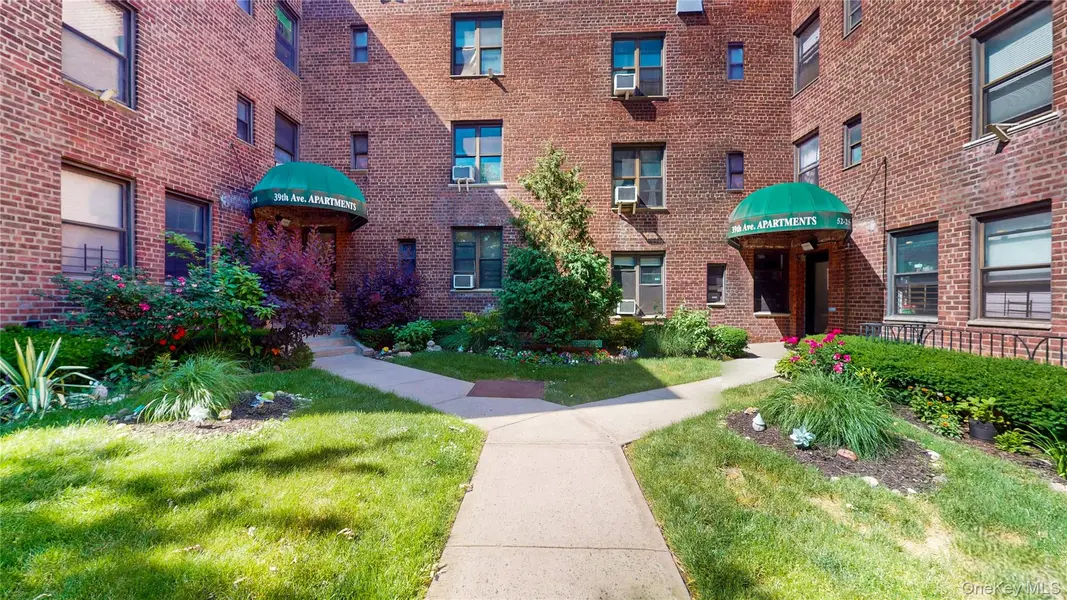 52-21 39th RD #2A, Woodside, NY 11377