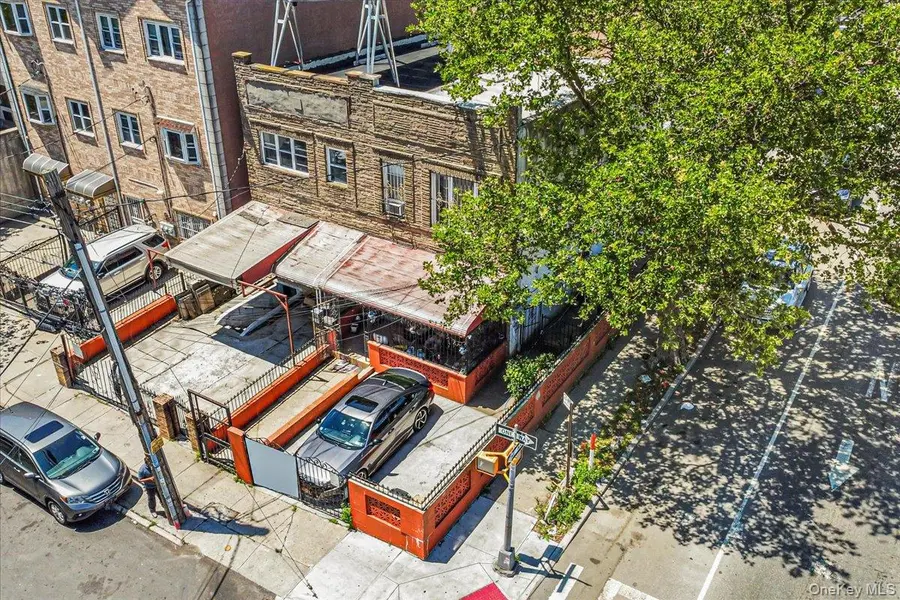 708 Snediker AVE, Brooklyn, NY 11207