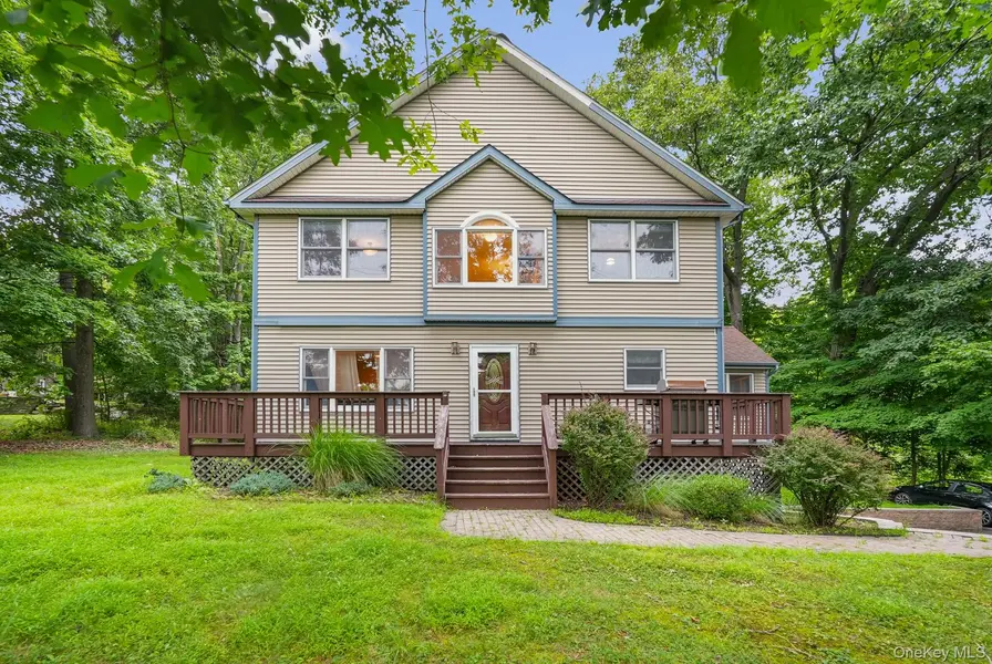 108 Ridge RD, Highland Mills, NY 10930