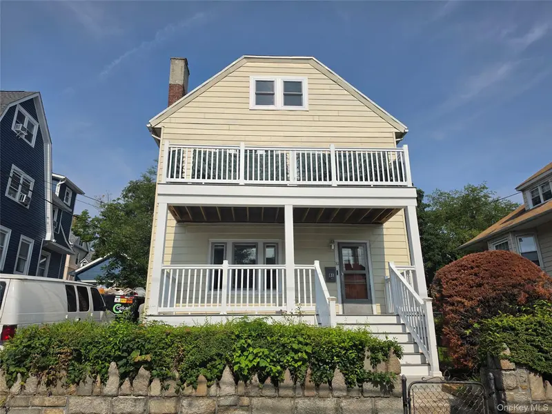 81 Waring Place #Unit #2, Yonkers, NY 10703